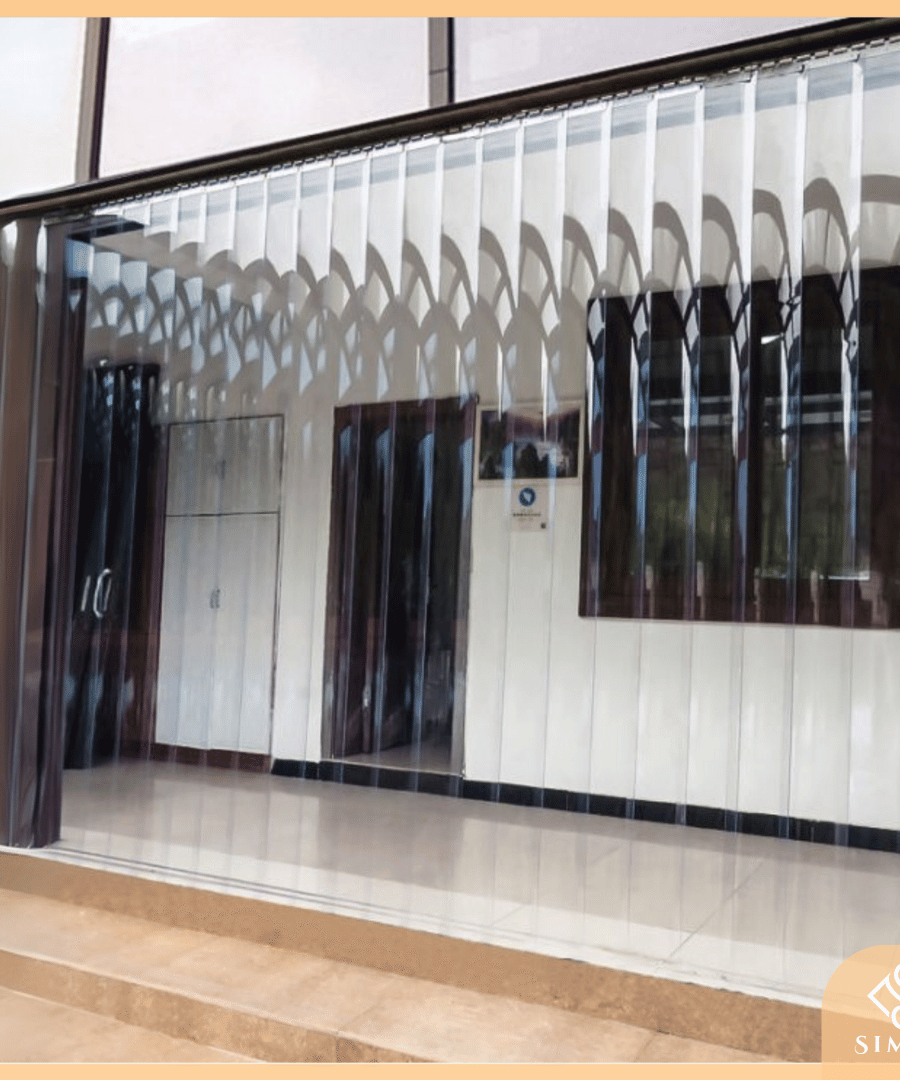 Rèm ngăn lạnh PVC màu trắng trong - Simini